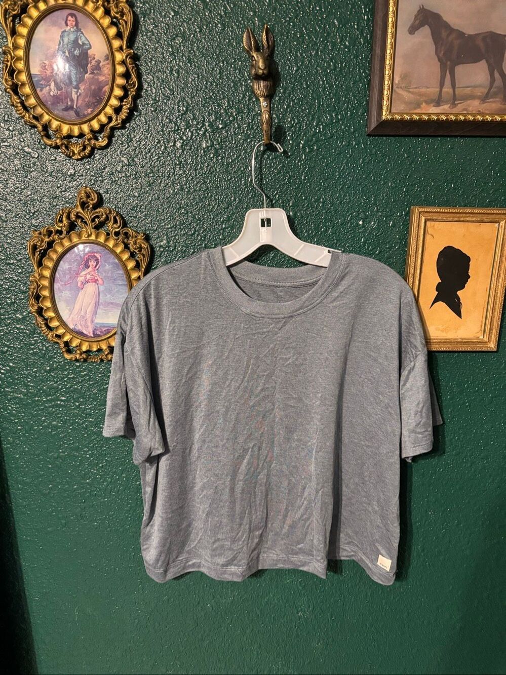 VUORI Blue Cropped Short Sleeve Blue Size Medium Crop Athleisure